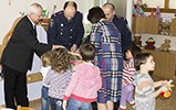 НДЕКЦ: Працівники НДЕКЦ при УМВС України в Черкаській області привітали діток, позбавлених батьківського піклування