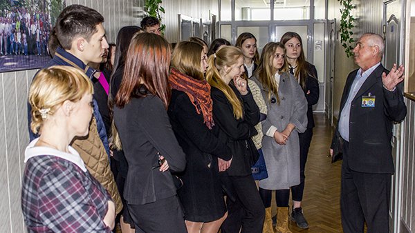 Працівники Черкаського НДЕКЦ МВС України провели дні екскурсій з учнями Черкаського гуманітарно-правового ліцею 11-х класів