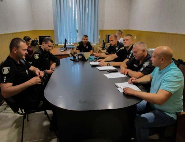 НДЕКЦ: Проведення круглого столу із дільничними офіцерами поліції Уманщини