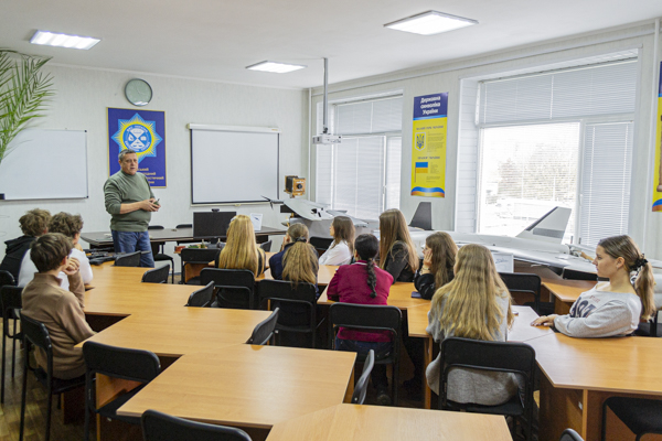 НДЕКЦ: До черкаських експертів завітали гості